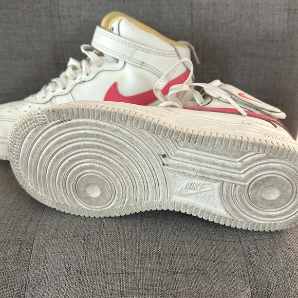 Nike high tops (2Y) - Picture 3 of 5